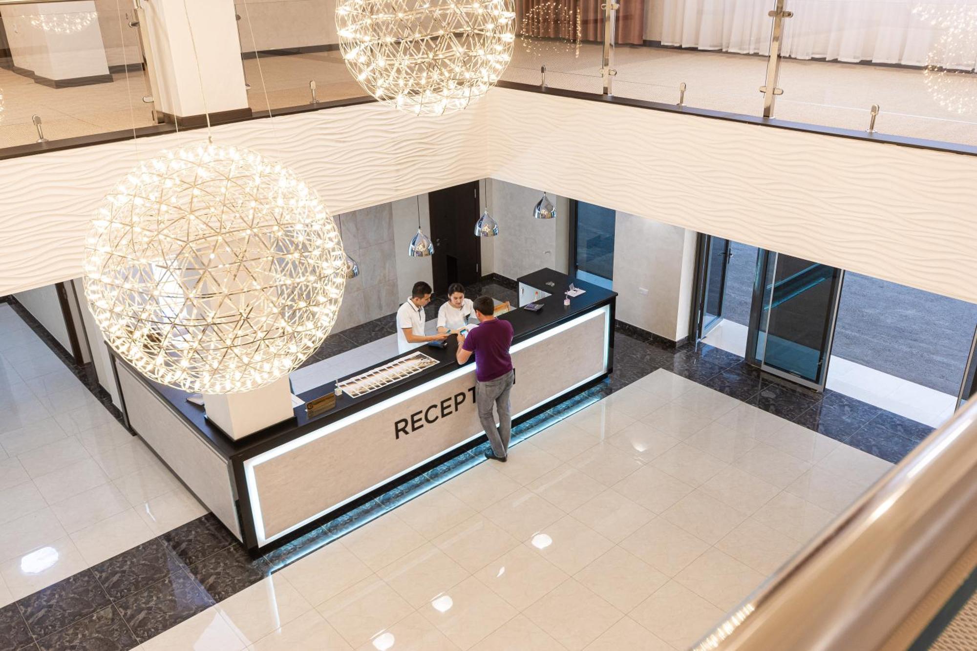 Grand Fergana Hotel Экстерьер фото